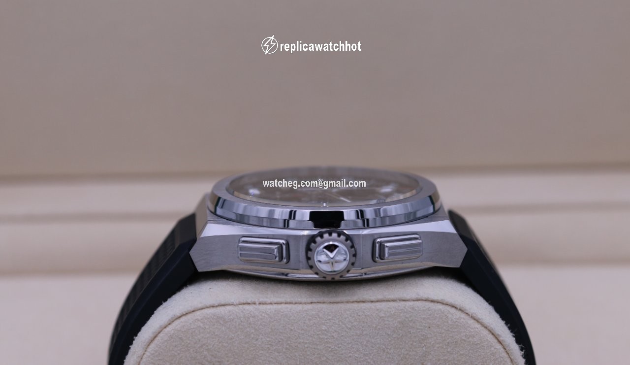 Zenith Defy El Primero Mens watch Unisex Automatic Titanium 95.9000.9004 78.R782 5