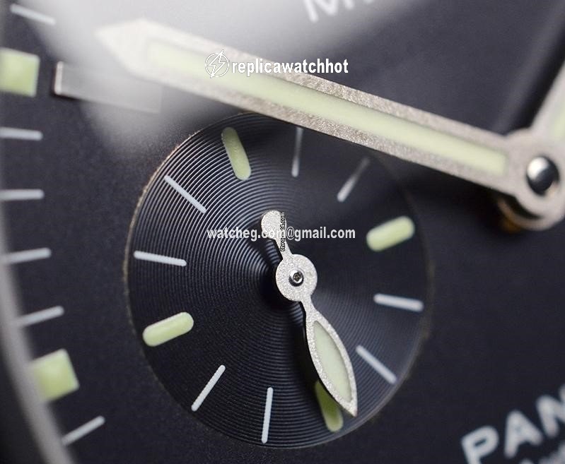 Panerai Luminor Marina Automatic Mens watch Unisex Automatic Titanium PAM 00091 5