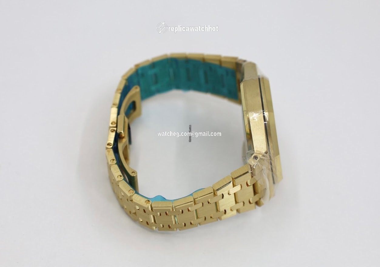 Audemars Piguet Royal Oak Selfwinding Womens watch Automatic Yellow gold 15450BA.OO.1256BA.02 5