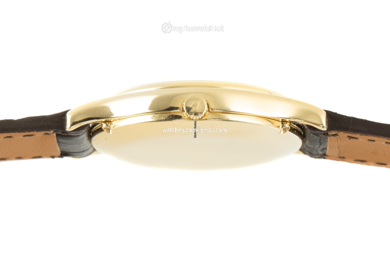 Jaeger-LeCoultre Master Calendar Mens watch Unisex Automatic Yellow gold 141.140.1 5