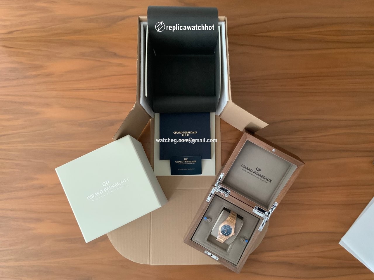 Girard Perregaux Laureato Mens watch Unisex Automatic Rose gold 81005-52-432-52A 5