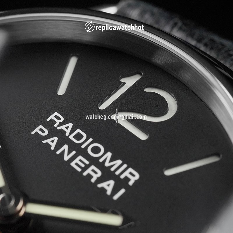 Panerai Special Editions Mens watch Unisex White gold PAM00200 5