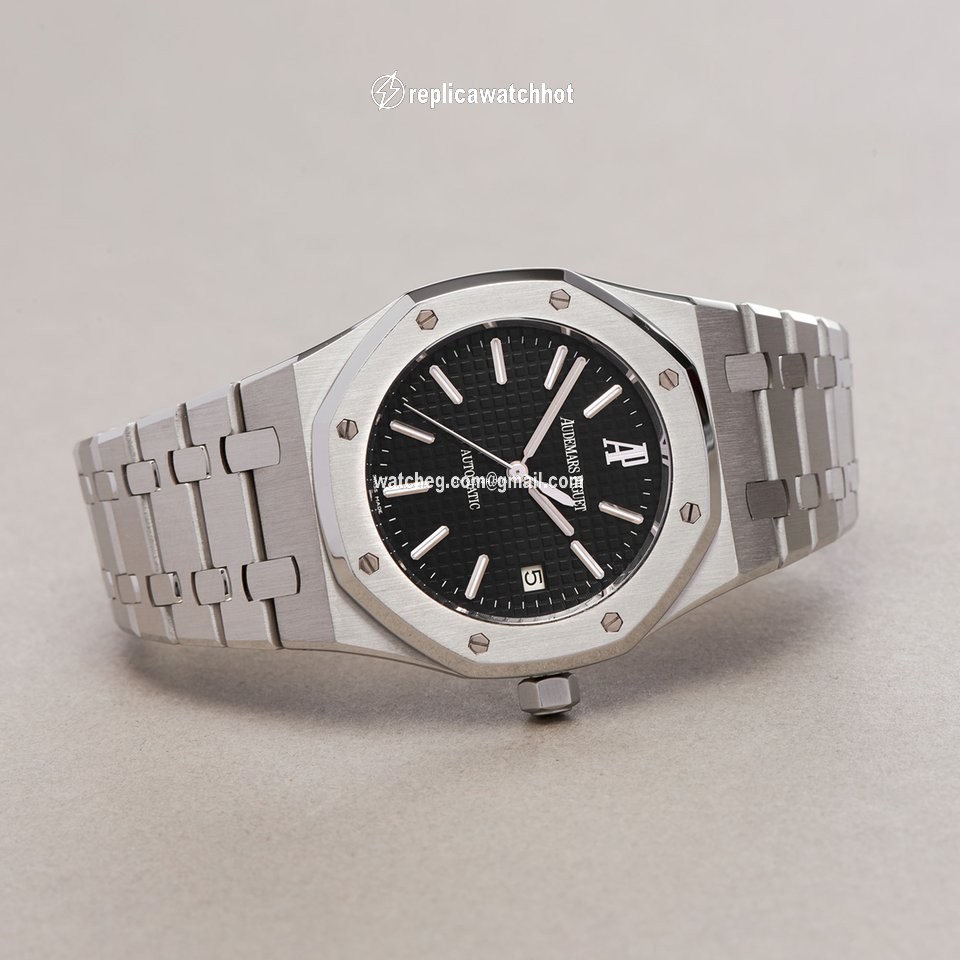 Audemars Piguet Royal Oak Selfwinding Mens watch Unisex Automatic Steel 15300ST 5