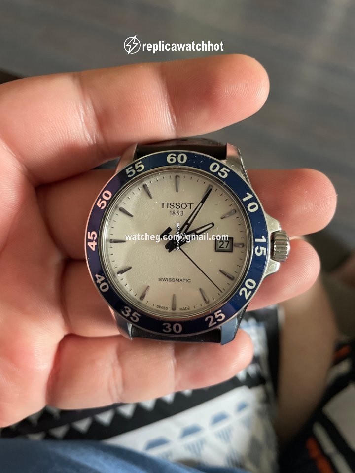 Tissot V8 Mens watch Unisex Automatic Steel T106.407.26.031.00 5