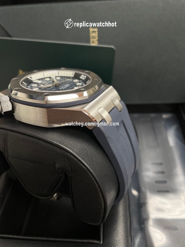 Audemars Piguet Royal Oak Offshore Diver Mens watch Unisex Automatic Steel 15720ST.OO.A027CA.01 5