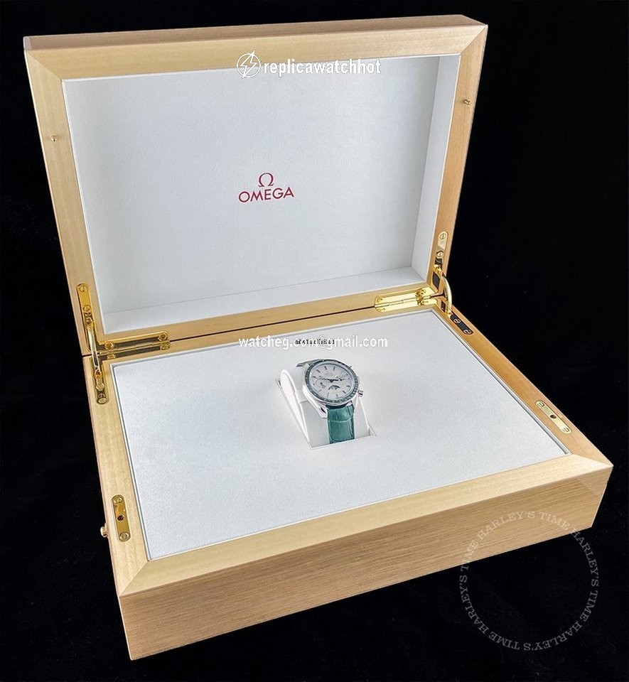 Omega Mens watch Unisex Automatic Platinum 304.93.44.52.99.003 5