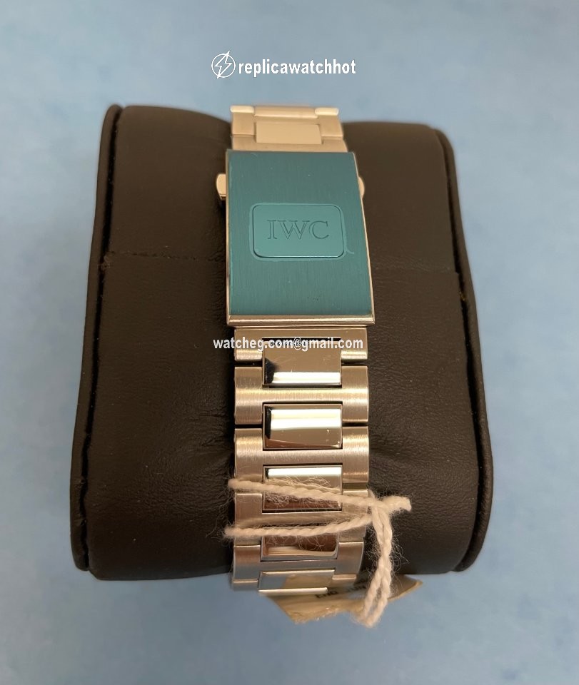 IWC Ingenieur Chronograph Mens watch Unisex Automatic Steel IW380802 5