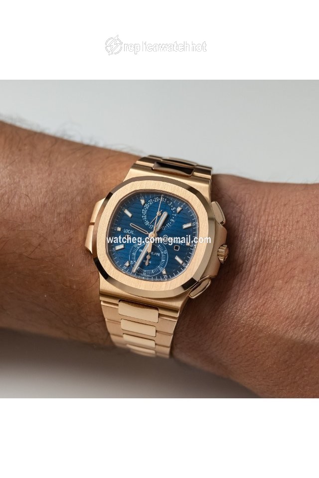 Patek Philippe Nautilus 5990 1R-001 5
