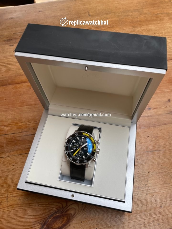 IWC Aquatimer Chronograph Mens watch Unisex Automatic Steel IW376709 5