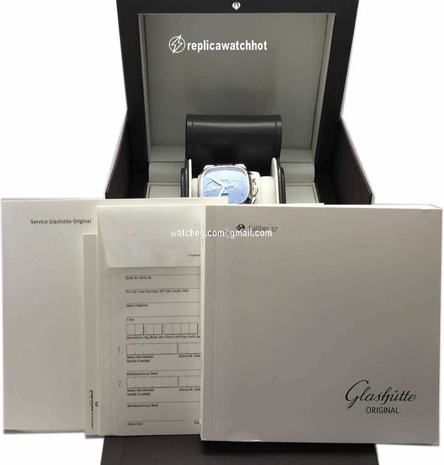 Glashtte Original Seventies Chronograph Panorama Date Mens watch Unisex Automatic Steel 1-37-02-03-02-30 5