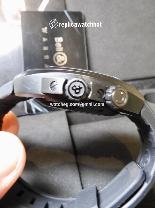 Bell & Ross BR 02 Automatic Steel BR 02 5