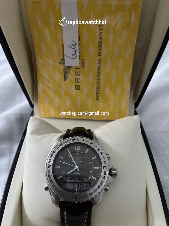 Breitling Pluton Mens watch Unisex Quartz Steel A51038 5