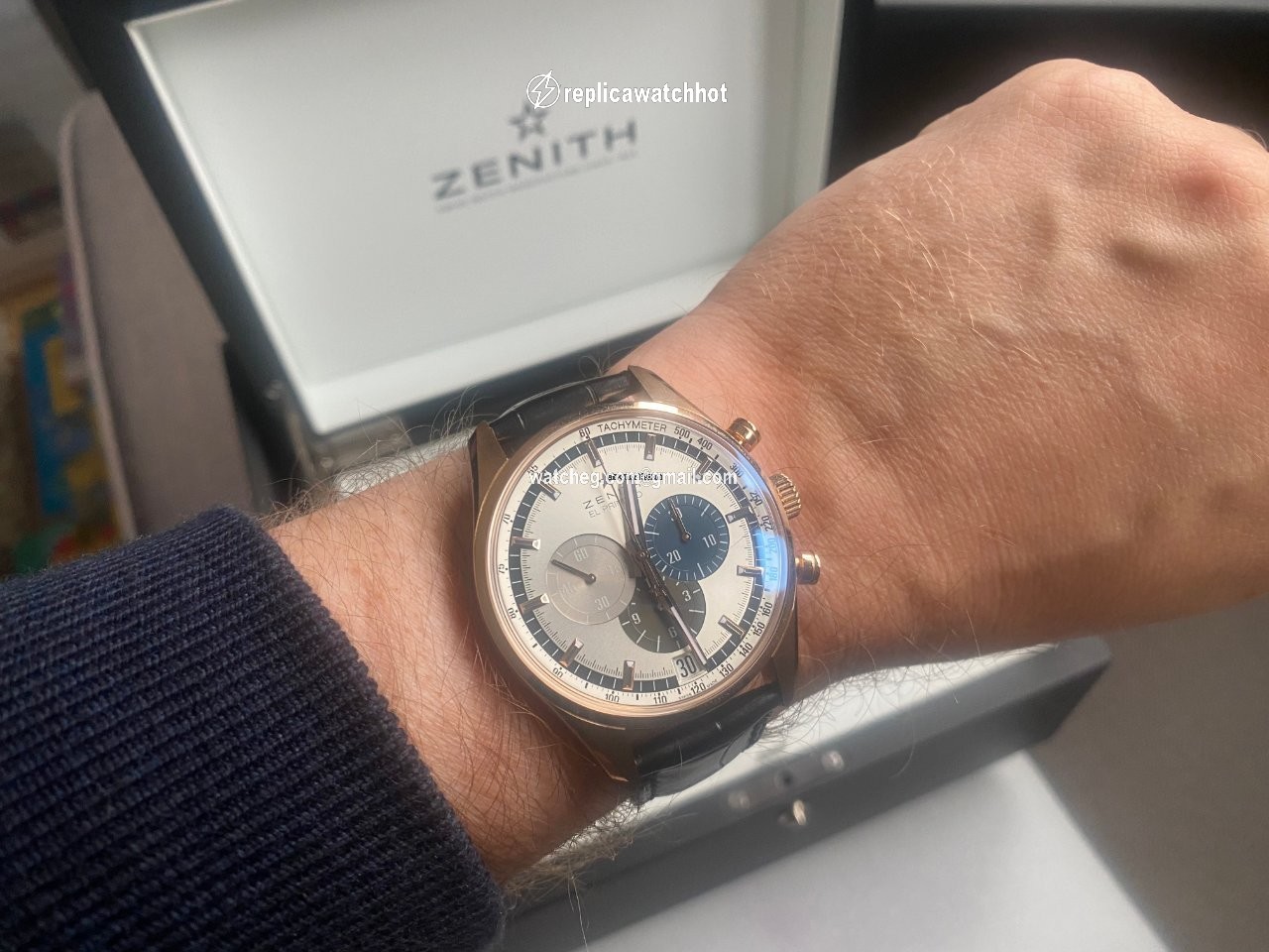 Zenith El Primero Chronomaster Mens watch Unisex Automatic Rose gold 18.2043.400 69.C494 5