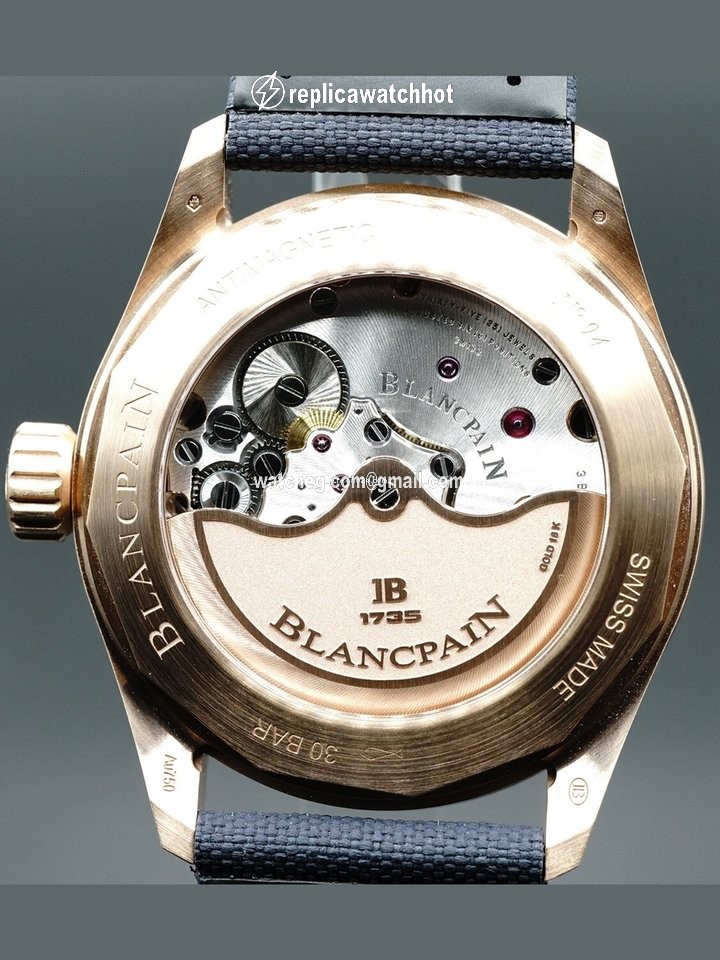 Blancpain Fifty Fathoms Bathyscaphe Mens watch Unisex Automatic Rose gold 5000 36S40 O52A 5