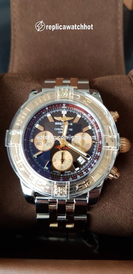 Breitling Chronomat 44 Automatic Gold Steel CB011012 Q576 5