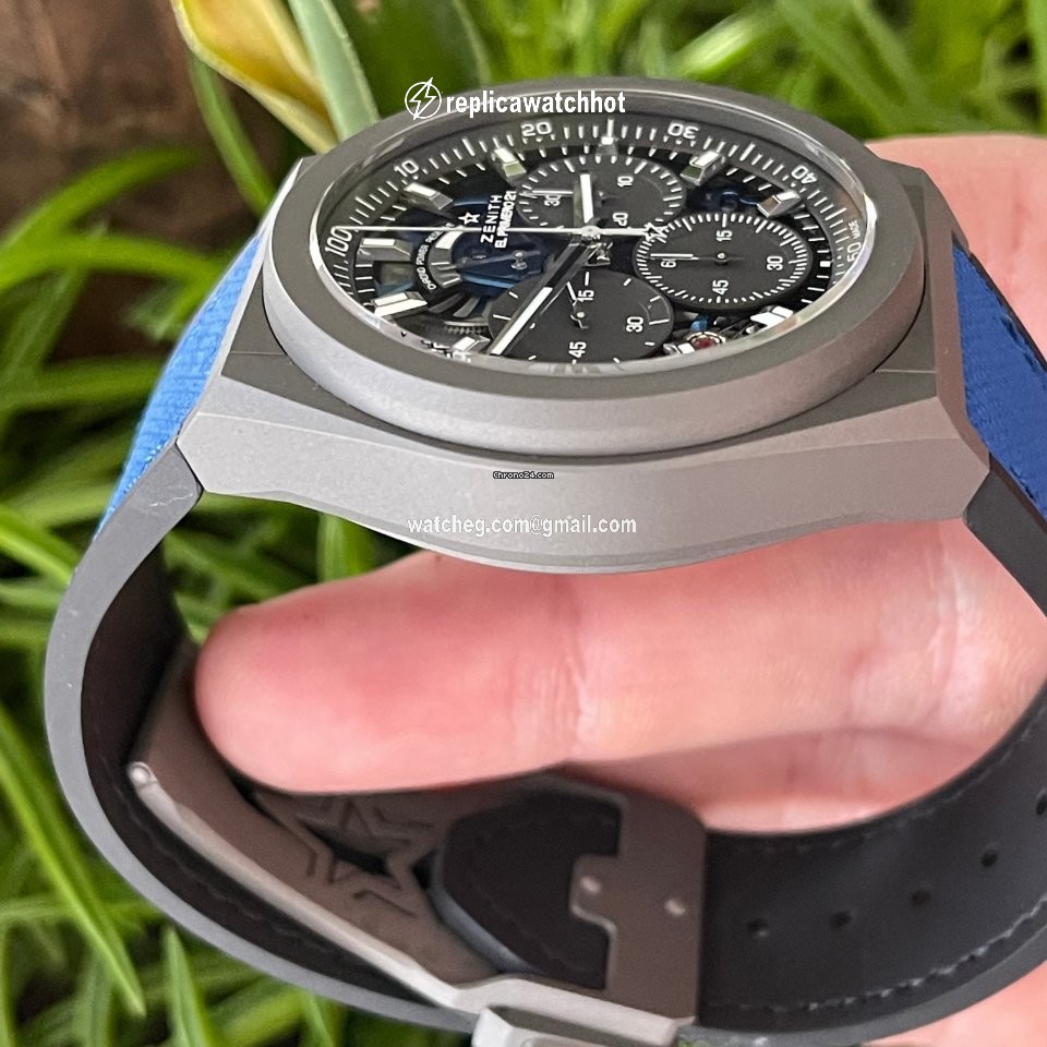 Zenith Defy El Primero Mens watch Unisex Automatic Titanium 97.9001.9004 81.R946 5