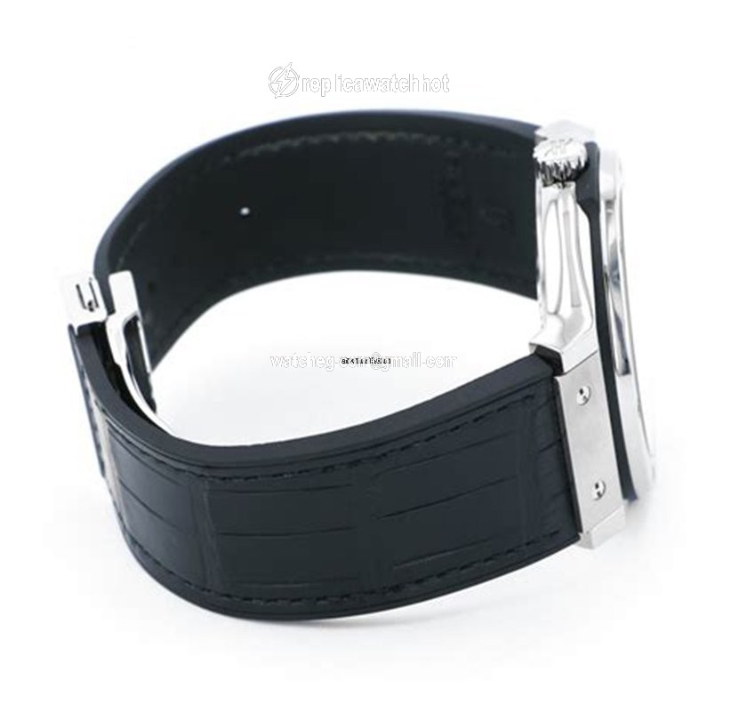 Hublot Classic Fusion 45, 42, 38, 33 mm Mens watch Unisex Automatic Titanium 511.NX.2611.LR 5