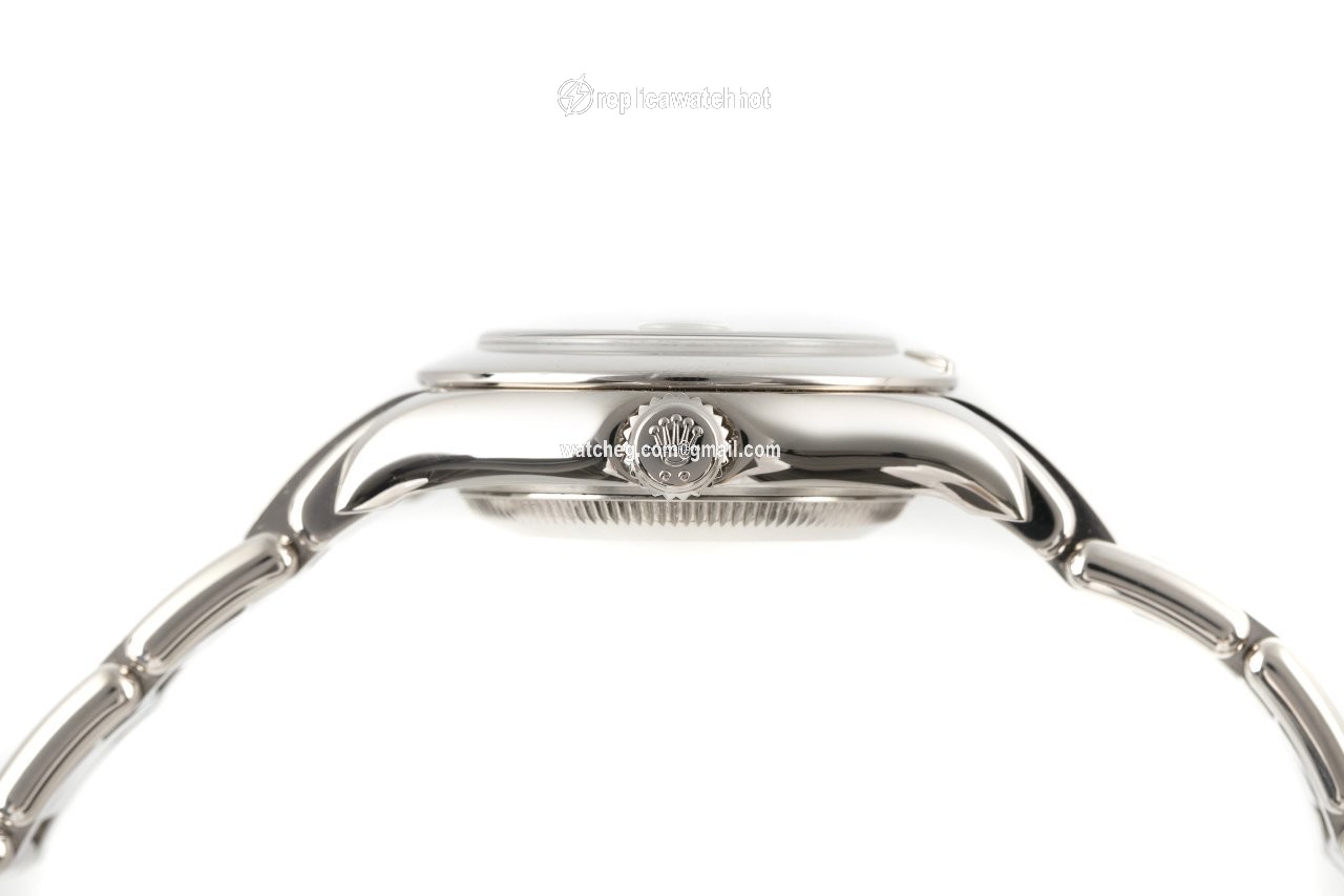 Rolex Oyster Perpetual Date Womens watch White gold Automatic 80329 5