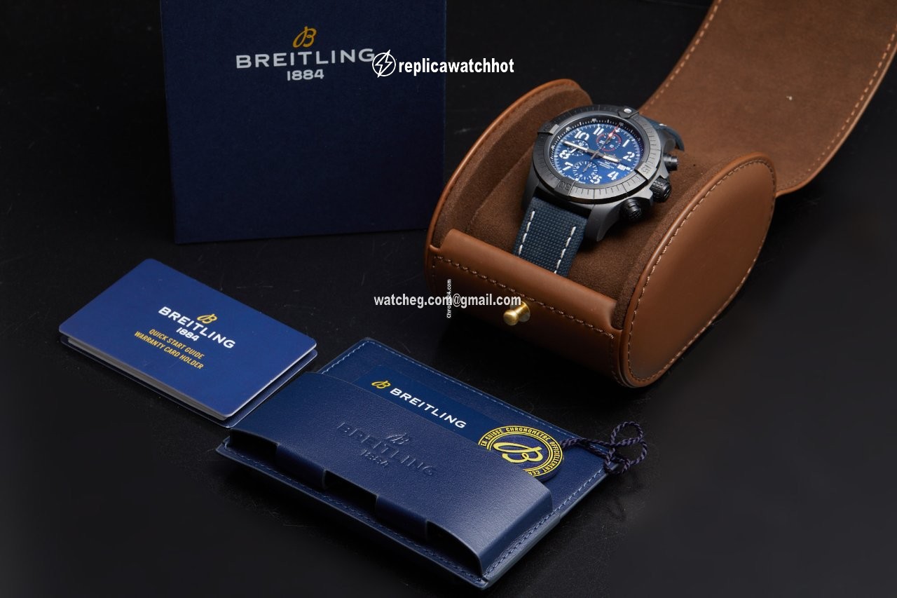 Breitling Super Avenger Mens watch Unisex Automatic Titanium V13375101C1X2 5