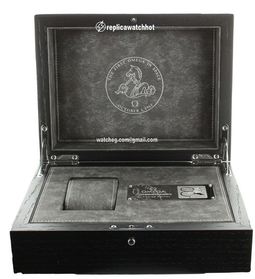 Omega Speedmaster Professional Moonwatch Mens watch Unisex Manual winding Steel 31132403001001 5