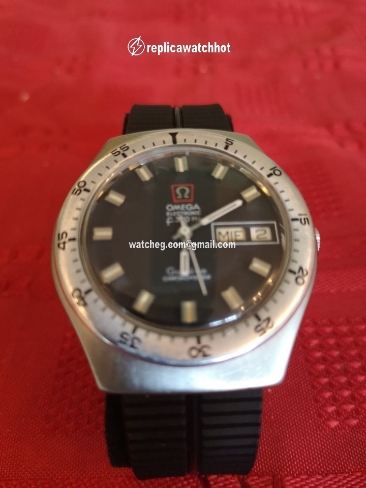 Omega Seamaster Diver 300 M Mens watch Unisex Quartz Steel 198.029 5