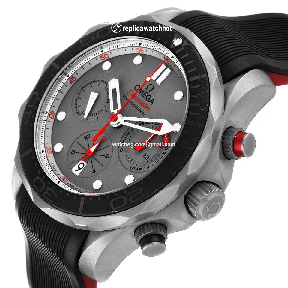 Omega Seamaster Diver 300 M Mens watch Unisex Automatic Titanium 212.92.44.50.99.001 5