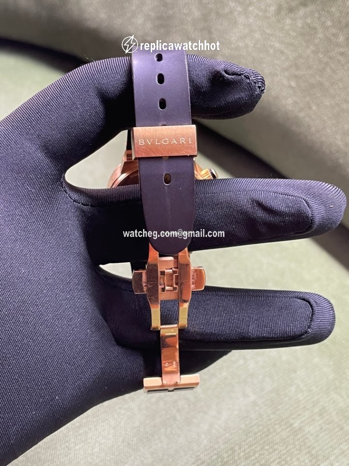 Bulgari Diagono Mens watch Unisex Automatic Yellow gold SC 40 G 5