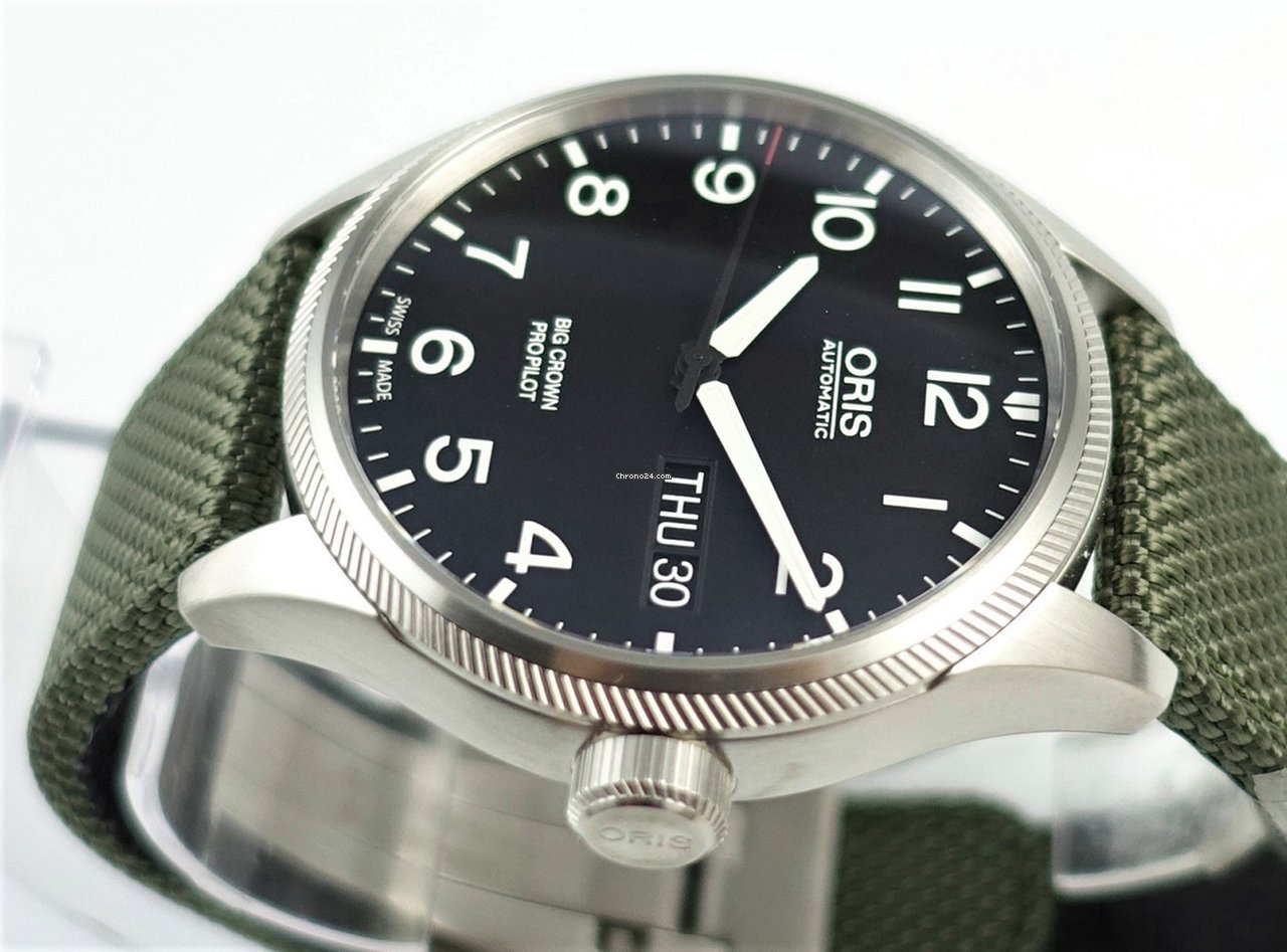 Oris Big Crown ProPilot Day Date Mens watch Unisex Automatic Steel 01 752 7698 4164 5