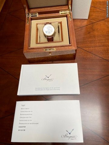 Breguet Classique Mens watch Unisex Automatic Yellow gold 7137BA 11 9V6 5