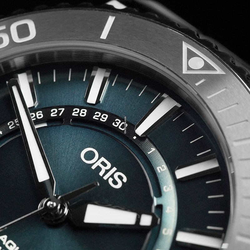 Oris Aquis Date Mens watch Unisex Automatic Steel 01 733 7730 4125 5