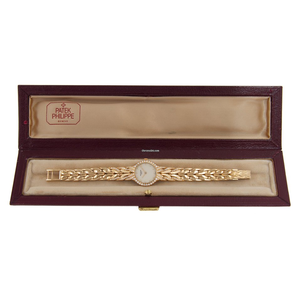Patek Philippe Quartz 4816 3 5