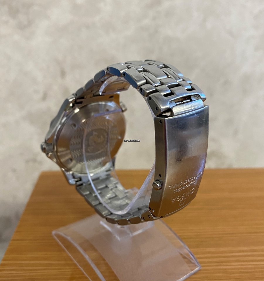 Omega Seamaster Diver 300 M Mens watch Unisex Quartz Steel 2542.80.00 5