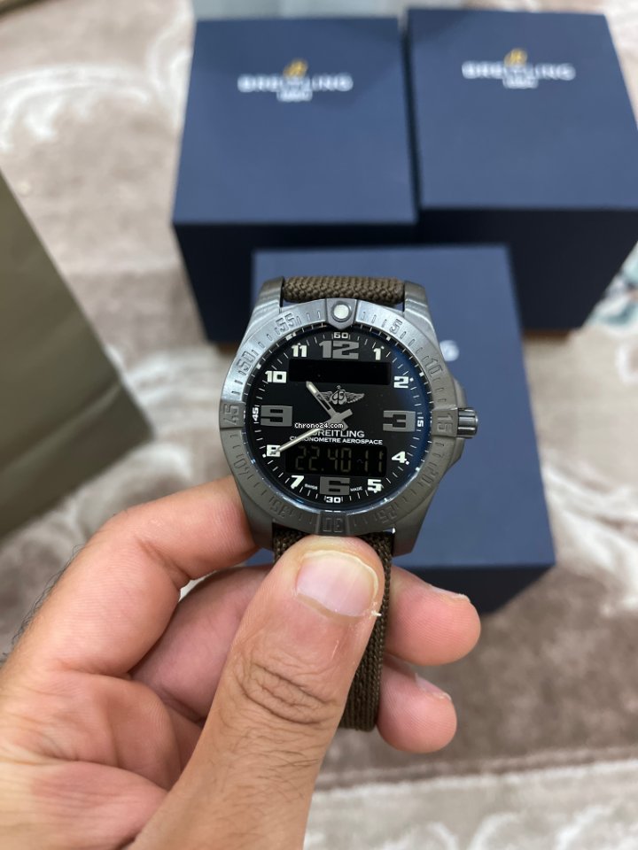 Breitling Aerospace EVO Mens watch Unisex Titanium V7936310.BD60.108W.M20DSA.1 5