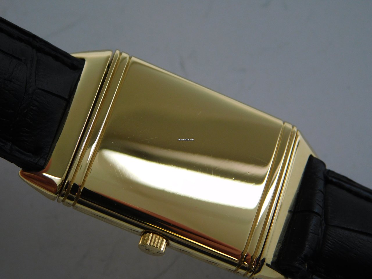 Jaeger-LeCoultre Reverso Classique Mens watch Unisex Quartz Yellow gold 140.007.1 5