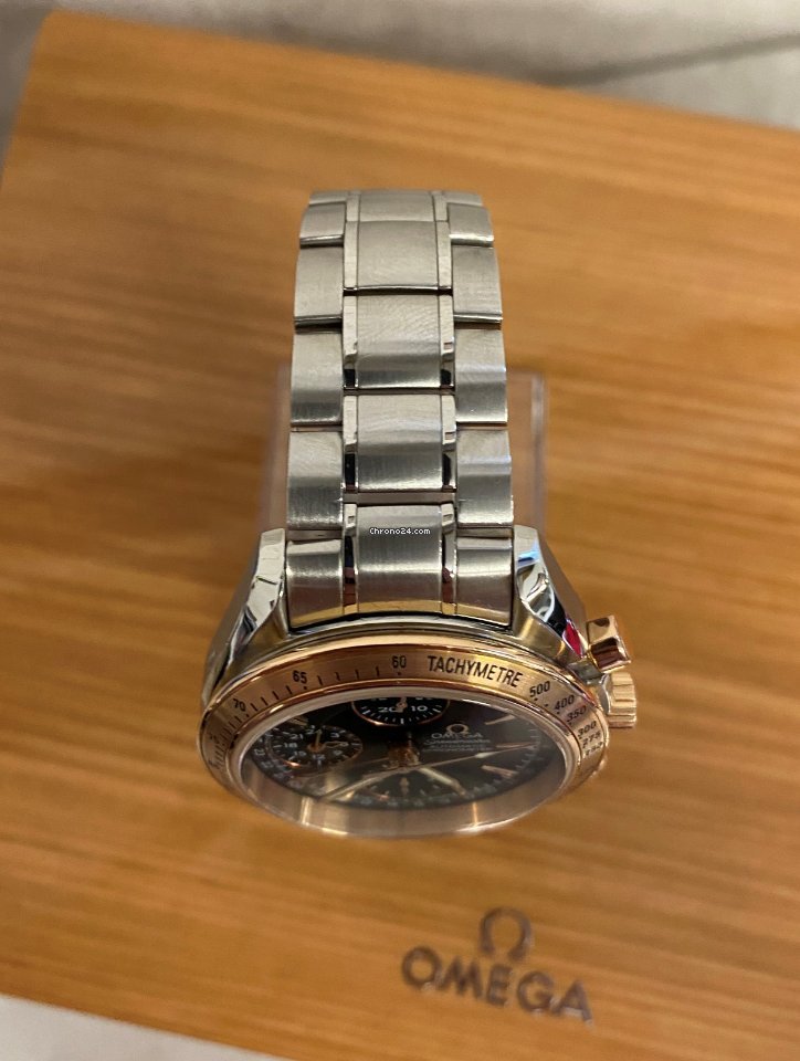 Omega Speedmaster Day Date Mens watch Unisex Automatic Gold Steel 323.21.40.44.01.001 5