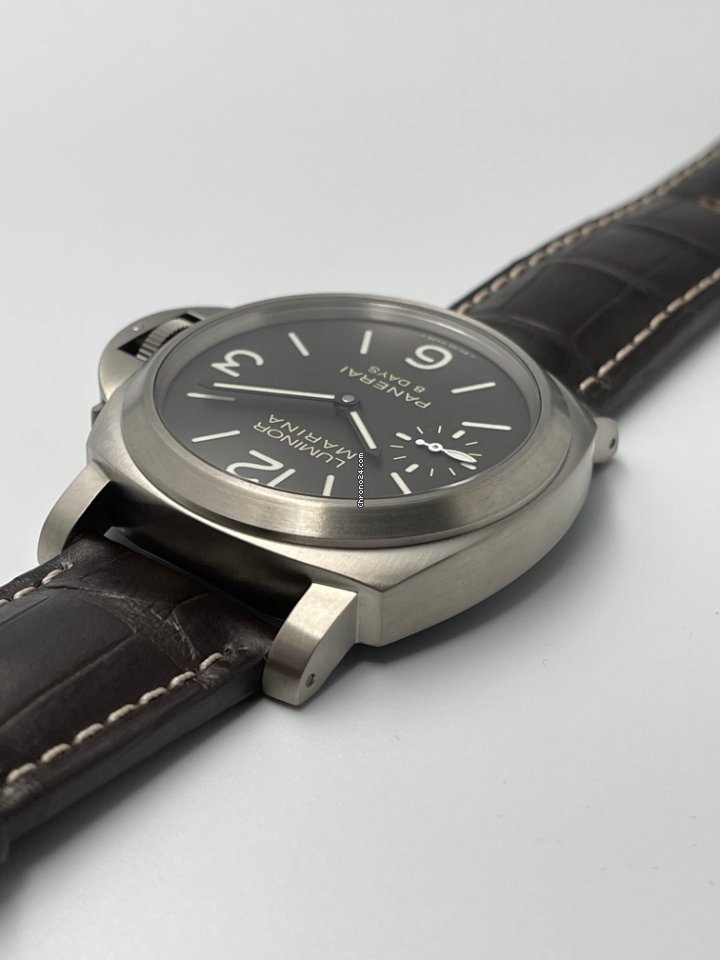 Panerai Luminor Marina 8 Days Mens watch Unisex Manual winding Titanium PAM 00564 5