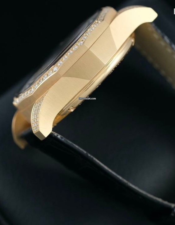 Corum Admirals Cup Mens watch Unisex Automatic Rose gold 397.551.85 0001 AK12 5