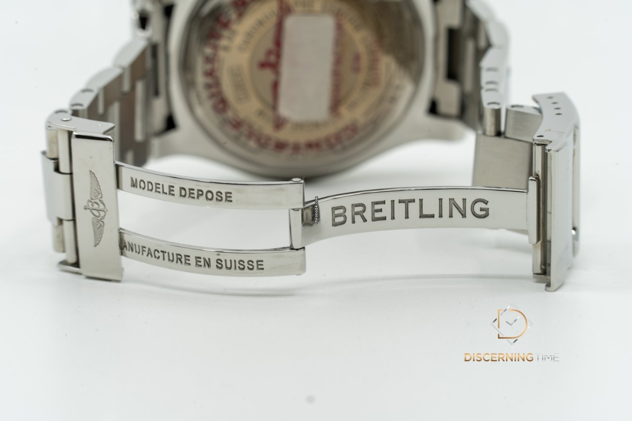 Breitling Super Avenger II Mens watch Unisex Automatic Steel A1337111 BC29 168A 5
