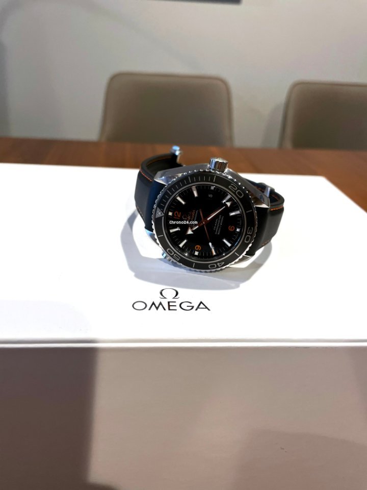 Omega Seamaster Planet Ocean Mens watch Unisex Automatic Steel 232.32.46.21.01.005 5