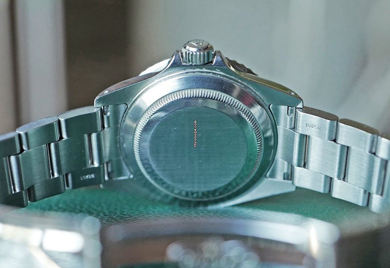 Rolex Submariner Date Steel Automatic 16610. 5
