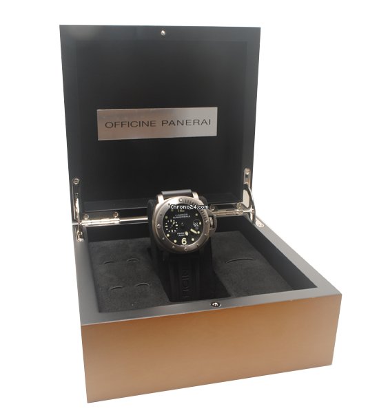 Panerai Luminor Submersible Mens watch Unisex Automatic Titanium PAM00025 5