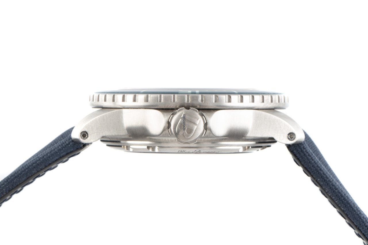 Blancpain Fifty Fathoms Mens watch Unisex Automatic Titanium 5015 12B40 052A 5