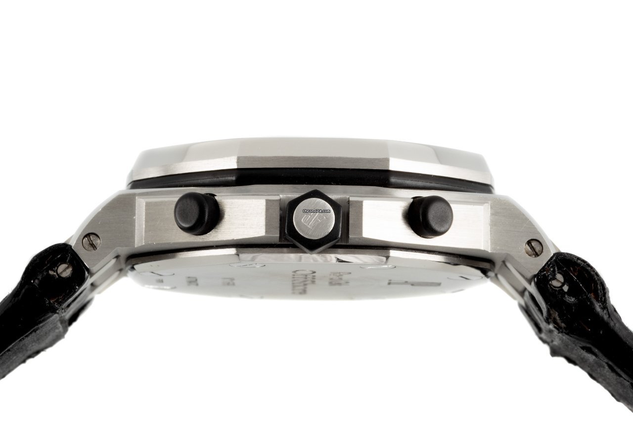 Audemars Piguet Royal Oak Offshore Chronograph Mens watch Unisex Automatic Steel 26020ST.OO.D091CR.01 5