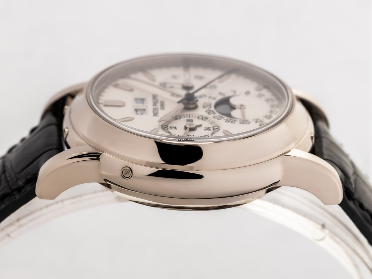 Patek Philippe Perpetual Calendar Chronograph Mens watch Unisex Manual winding White gold 3970EG-016 5