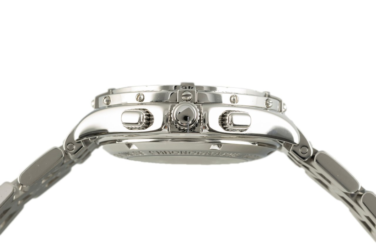 Breitling Windrider Mens watch Unisex Quartz Steel A69048 5