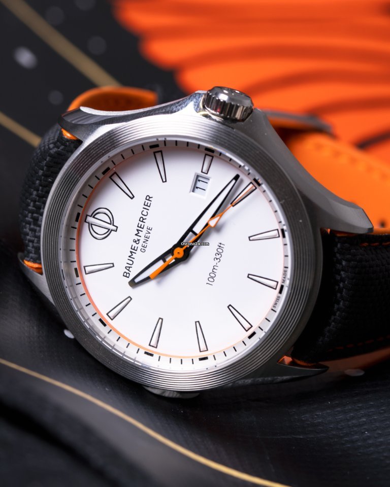 Baume & Mercier Clifton Quartz Steel MOA10410 5