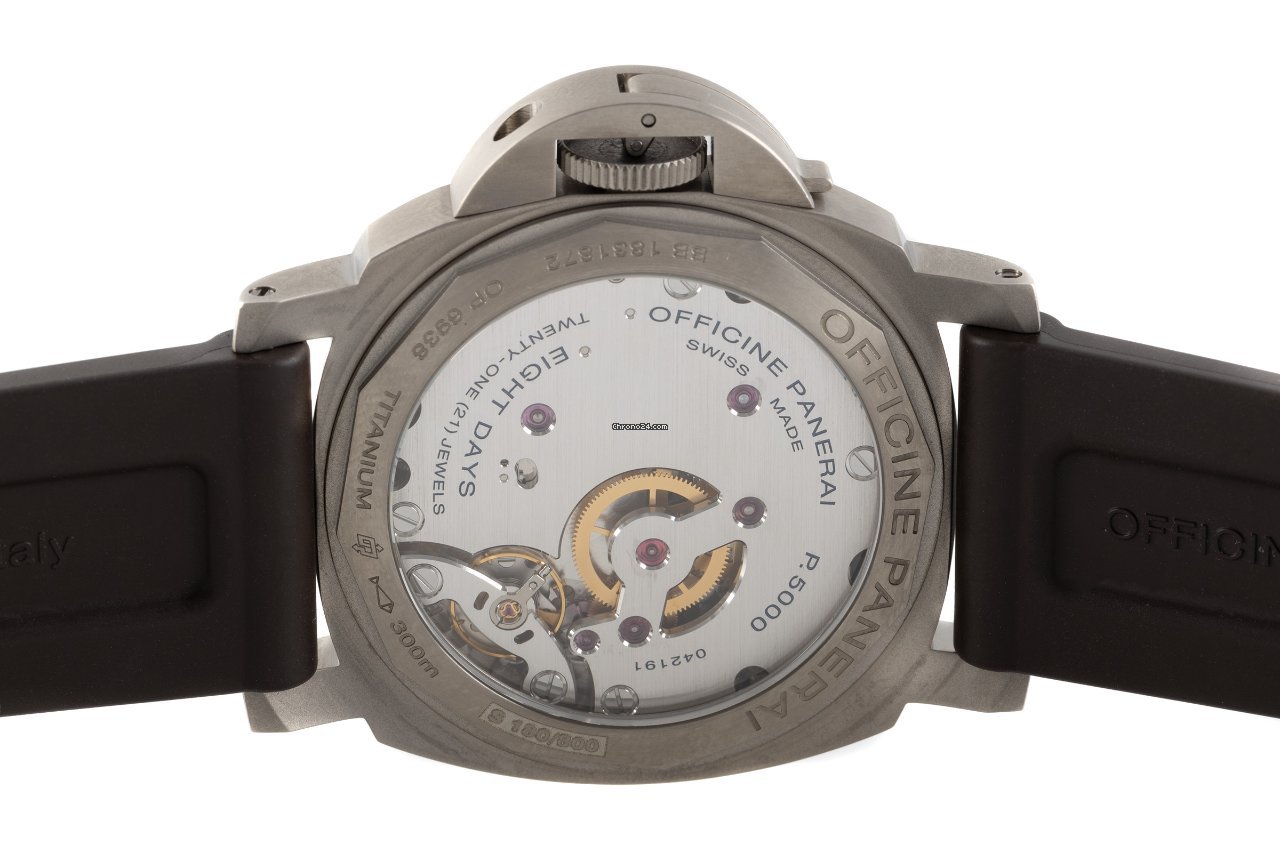 Panerai Luminor Base 8 Days Mens watch Unisex Manual winding Titanium PAM00562 5