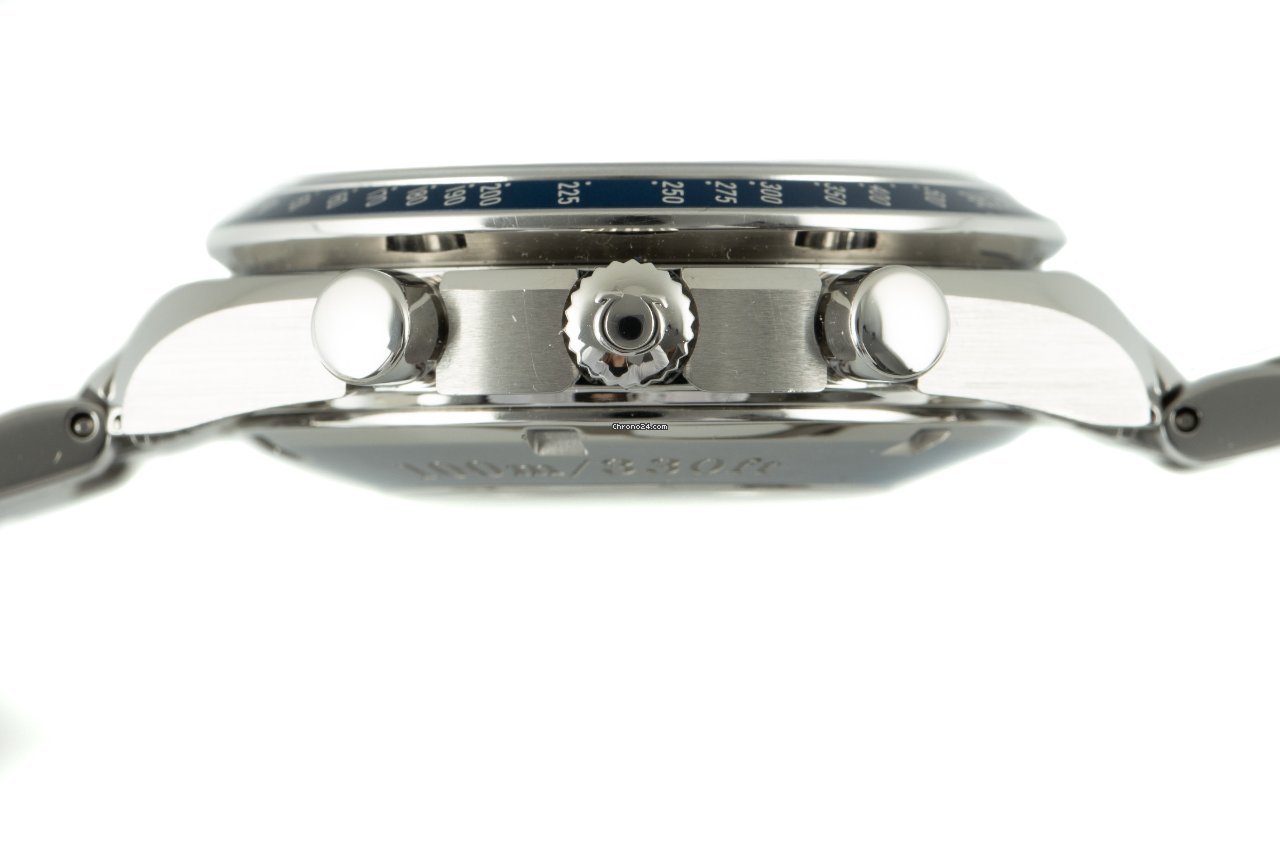 Omega Speedmaster Date Mens watch Unisex Automatic Steel 3212.80.00 5