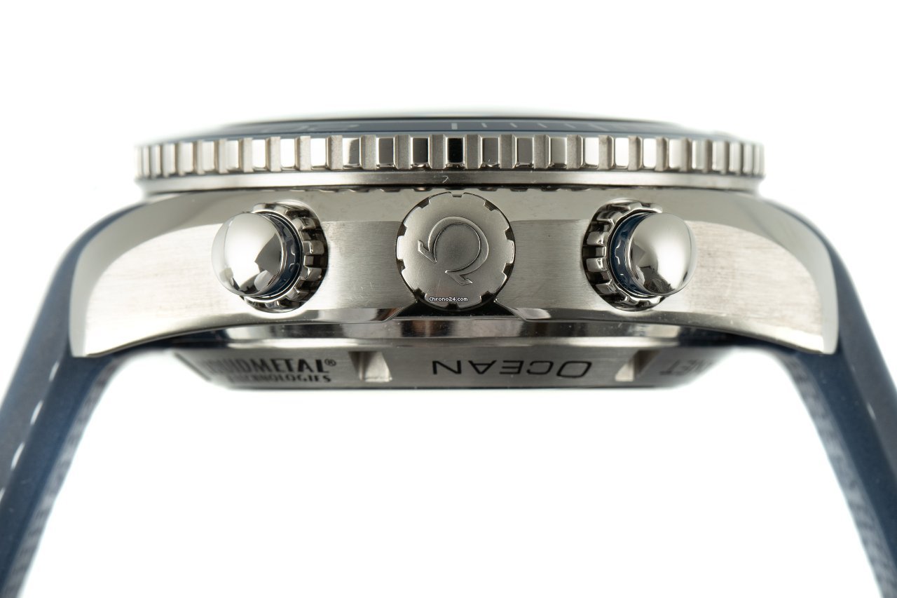 Omega Seamaster Planet Ocean Chronograph Mens watch Unisex Automatic Titanium 232.92.46.51.03.001 5
