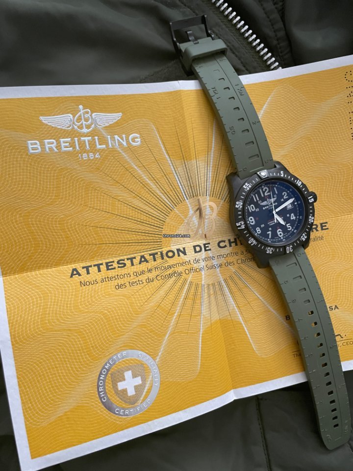 Breitling Colt Skyracer Mens watch Unisex Quartz Carbon X74320E4 BF87 5